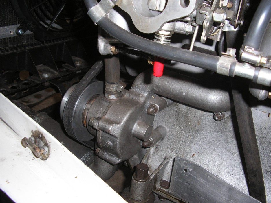 Post-war pump fitted to the Briggs Special